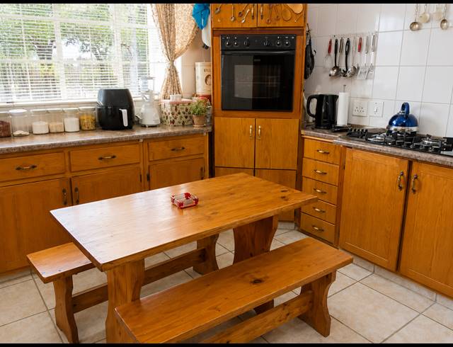 4 BEDROOM HOUSE FOR SALE IN RIVERSDALE